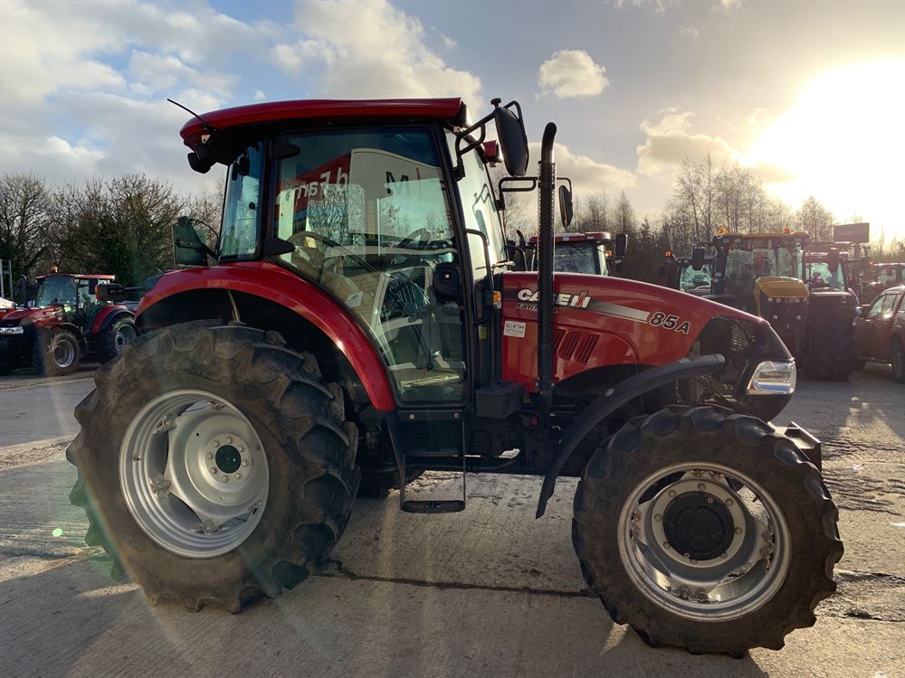 Case IH Farmall 85A » Cotswold Farm Machinery (CFM)