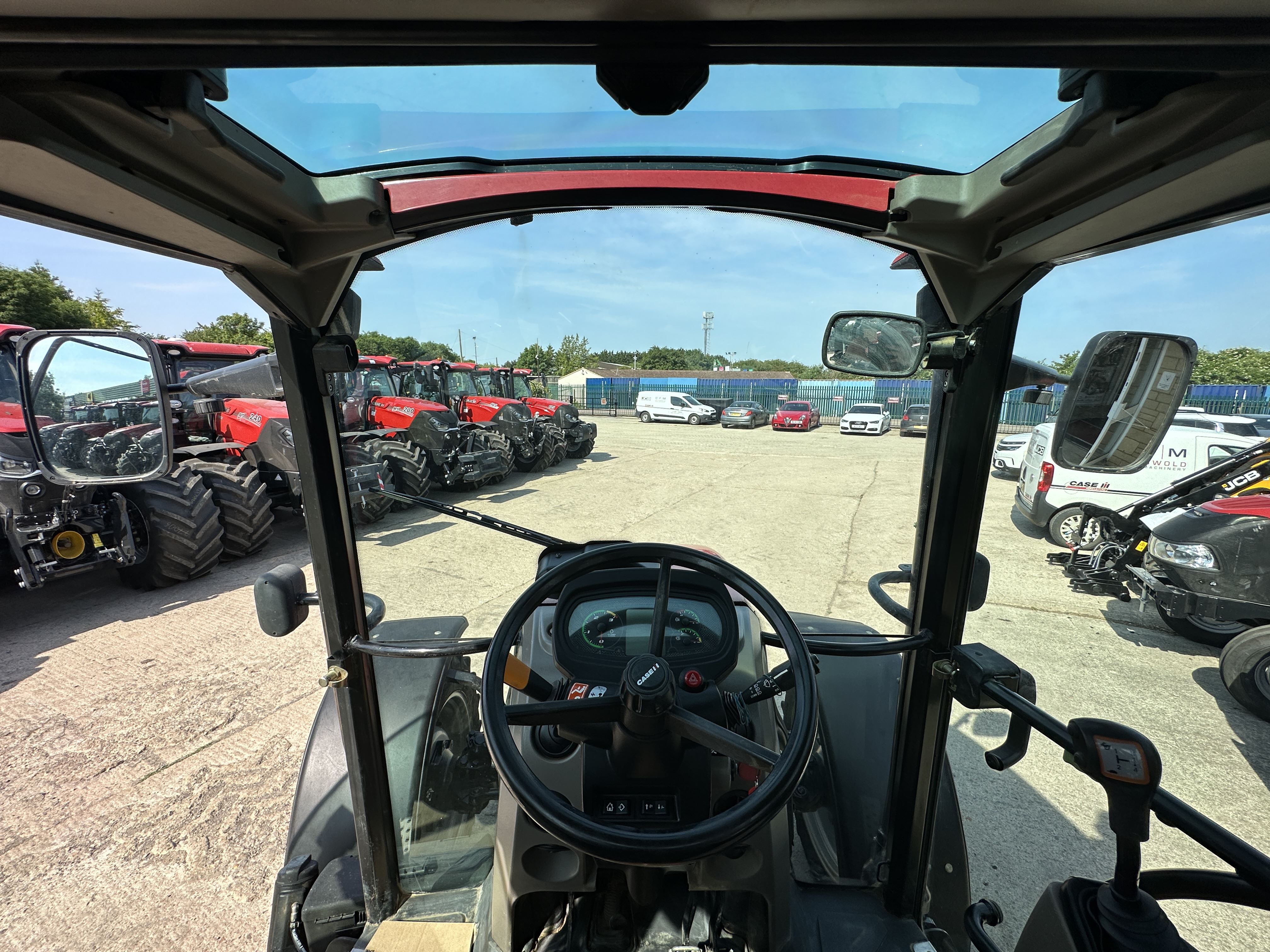 USED Case IH Farmall 105U » Cotswold Farm Machinery (CFM)