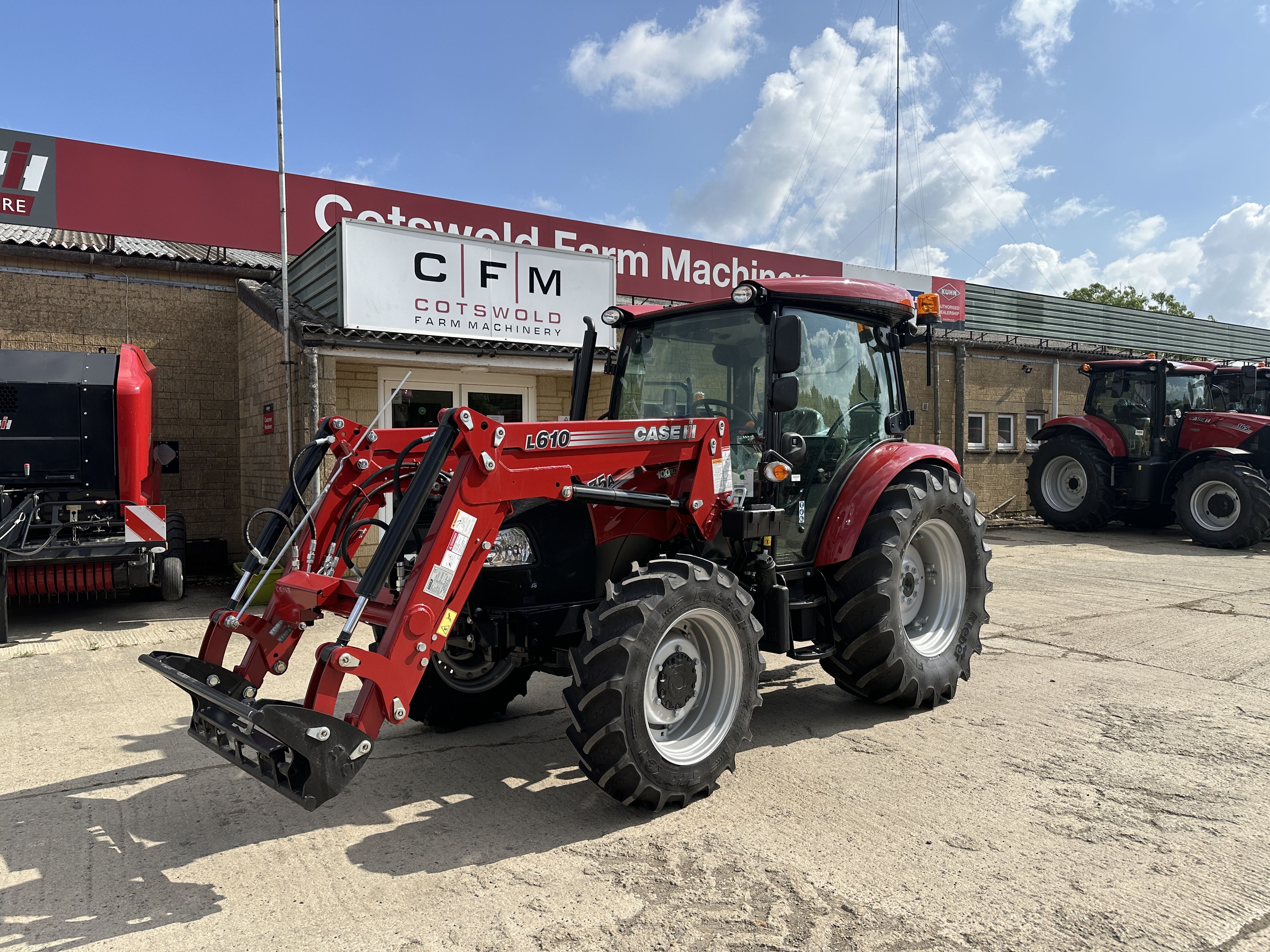 NEW Case IH Farmall 75A & L610 loader