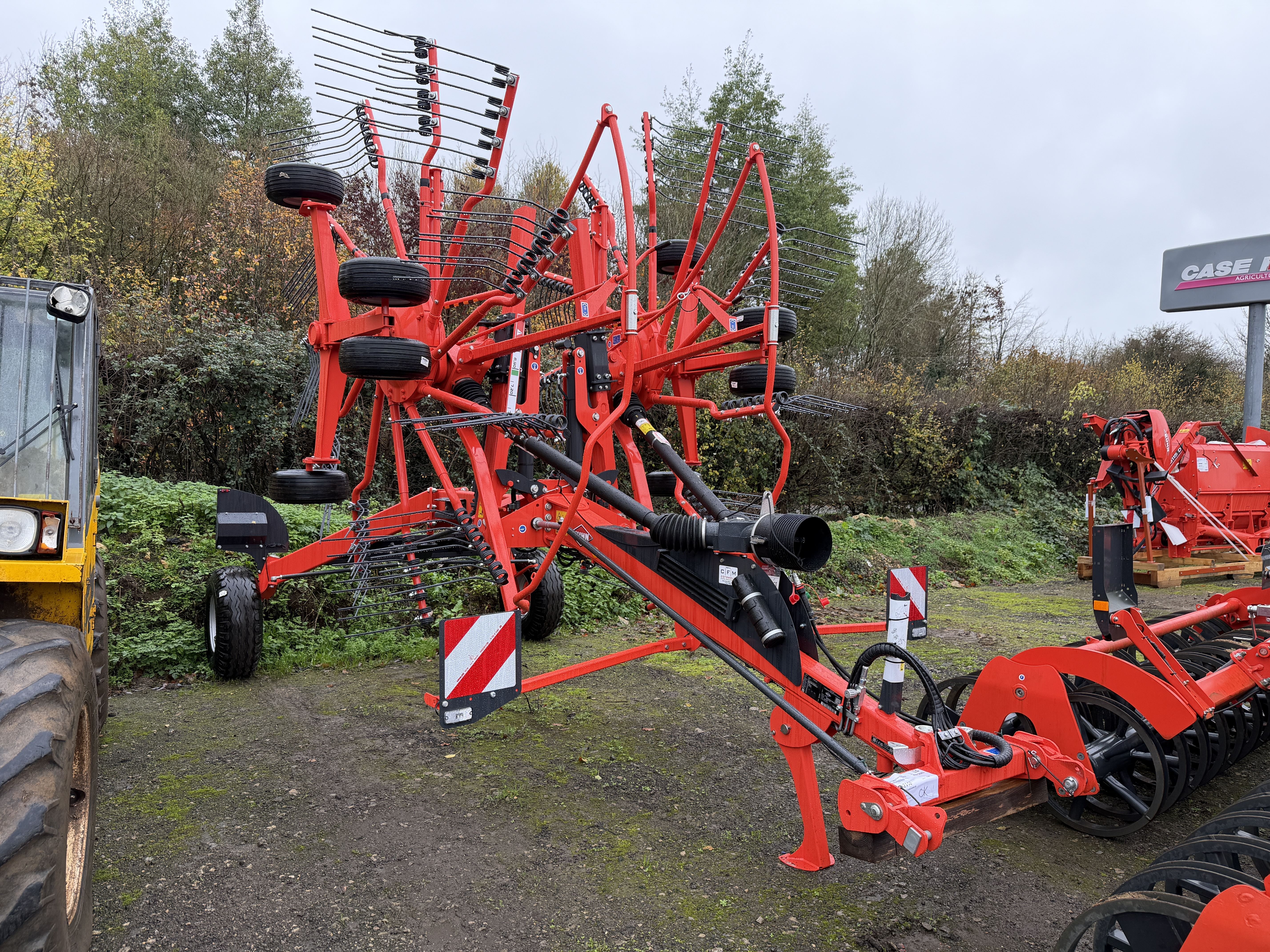 NEW Kuhn GA 7631 Rake