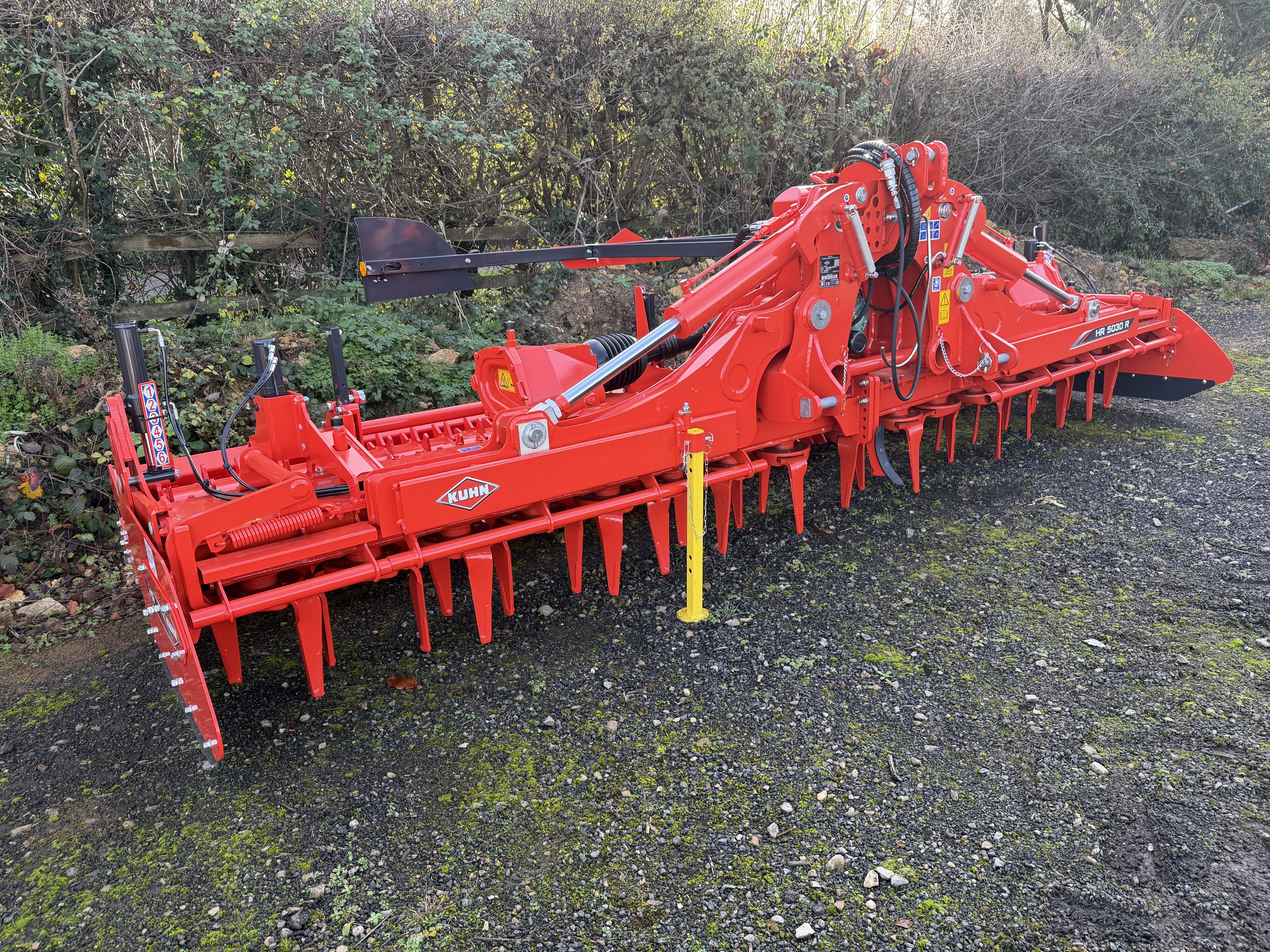 NEW Kuhn HR 5030 Power Harrow